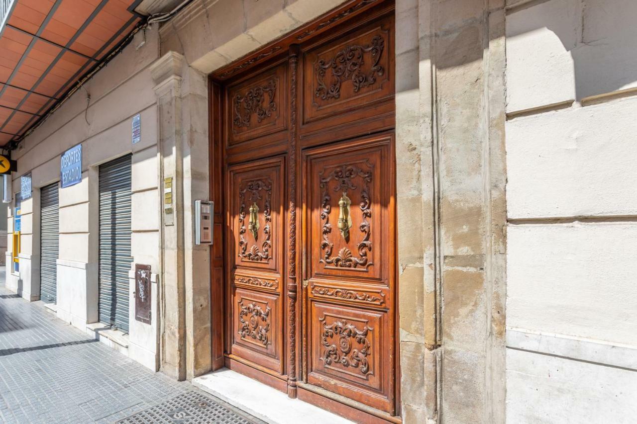 Apartamento Atarazanas Malaga Centro Historico Bagian luar foto