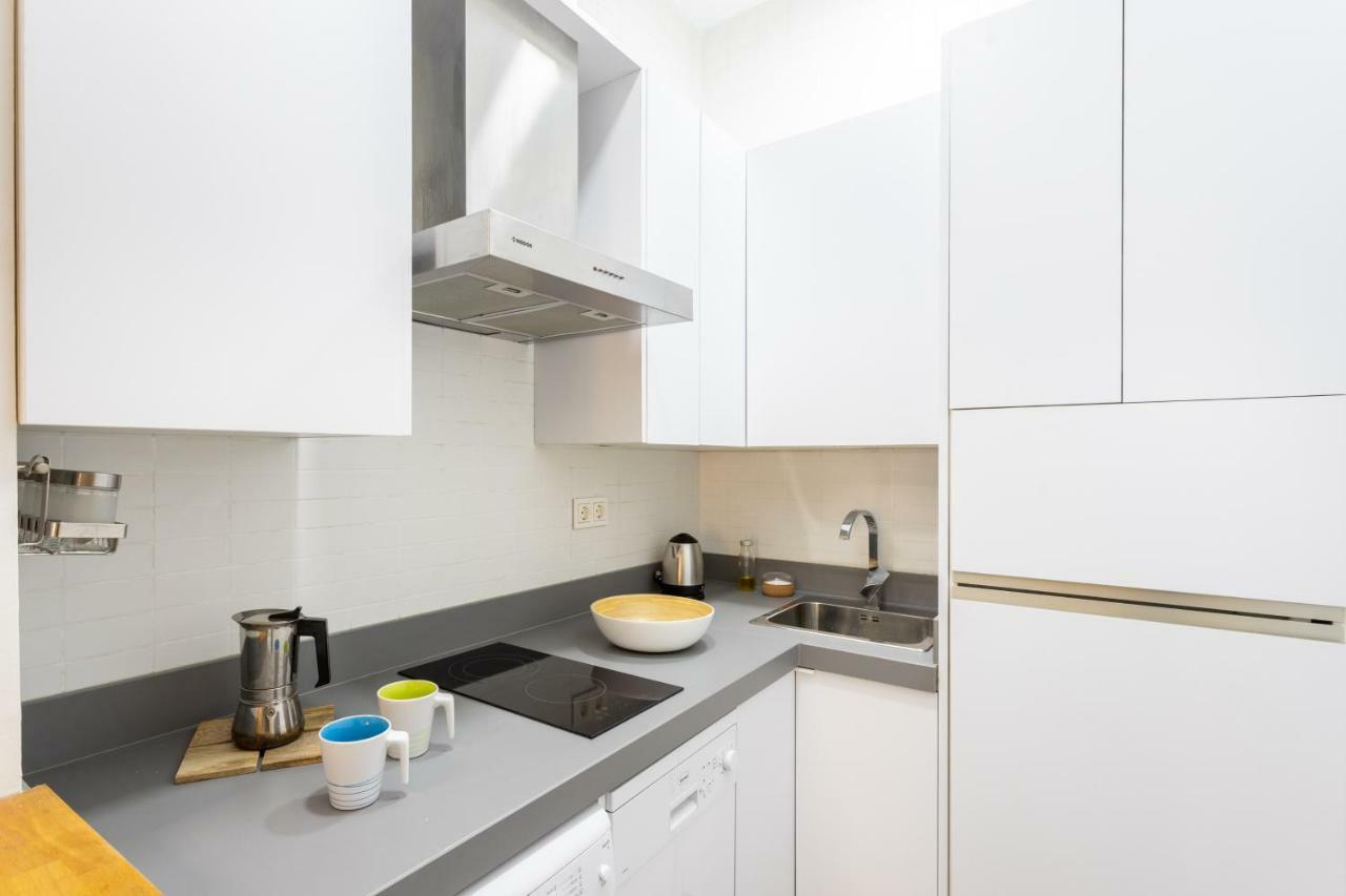 Apartamento Atarazanas Malaga Centro Historico Bagian luar foto